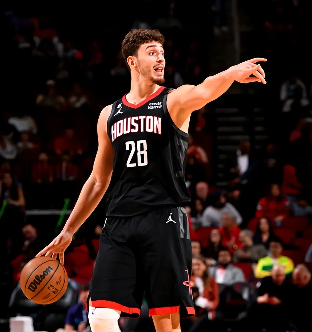 tenan, 对阵突尼斯, 奥科吉有防