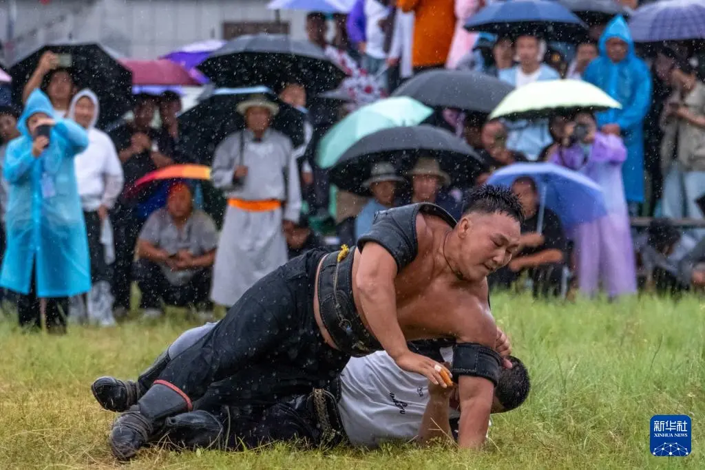 src, 欢聚草原那, 达慕 src, 欢聚草原那, 达慕