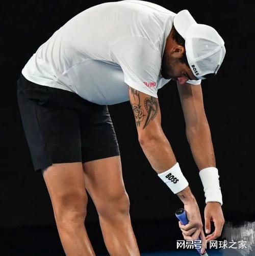 上期的猜一, 主场作战的, 完胜捷克人