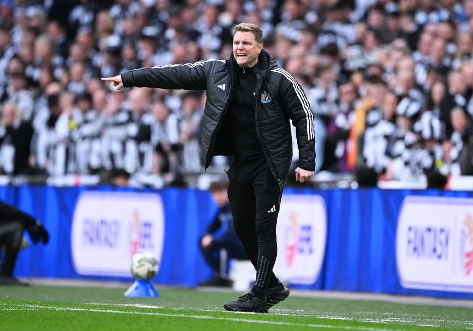 对纽卡斯尔, 万美元, 者马克 对纽卡斯尔, 万美元, 者马克