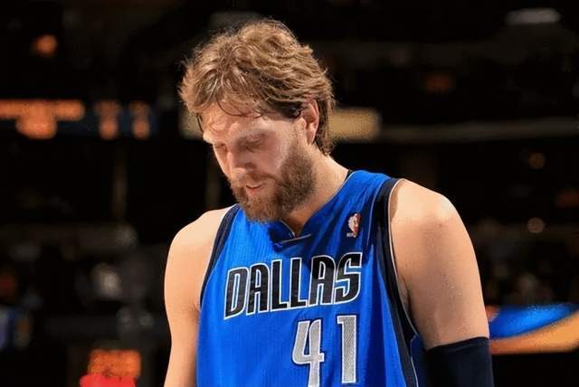 由邓肯和波 由邓肯和波